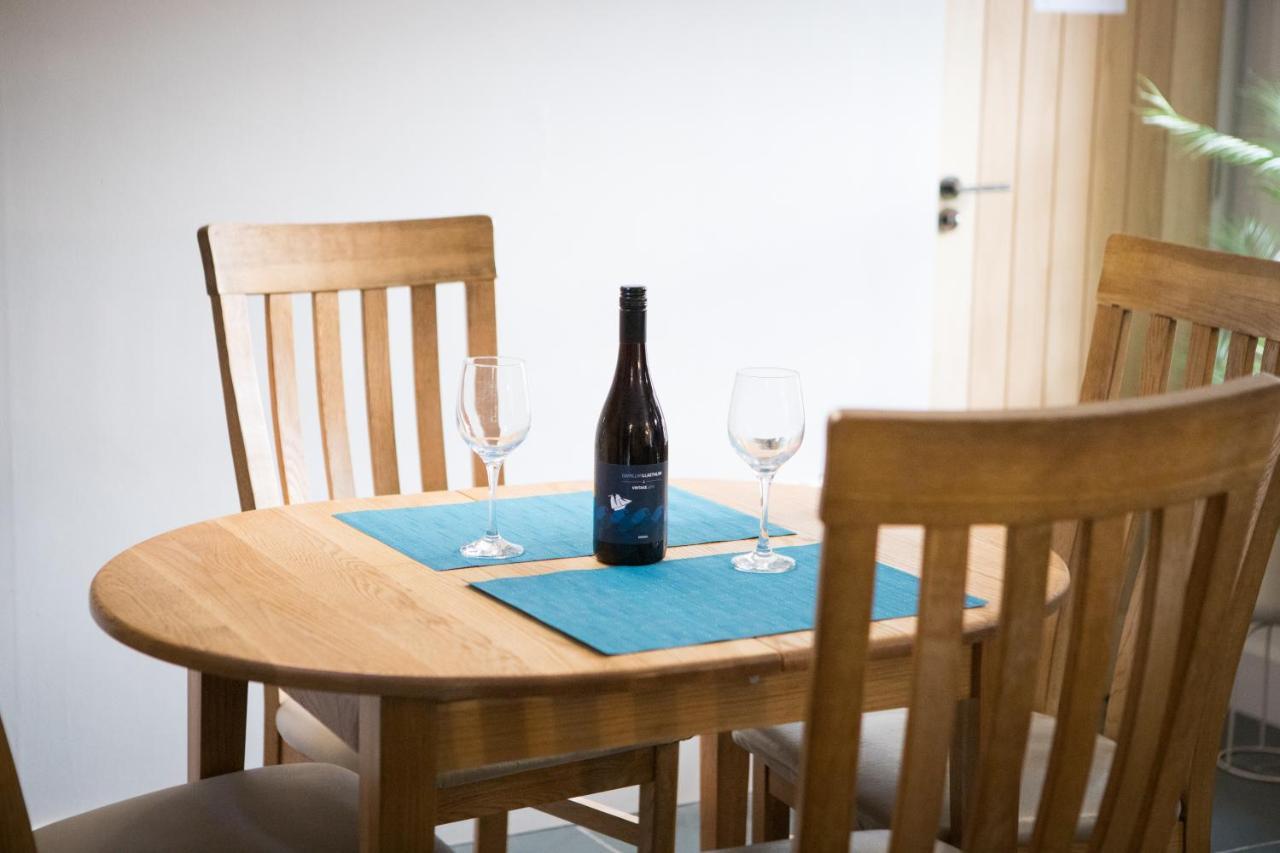 Vineyard Country Cottage Llanerch-Aeron Eksteriør billede